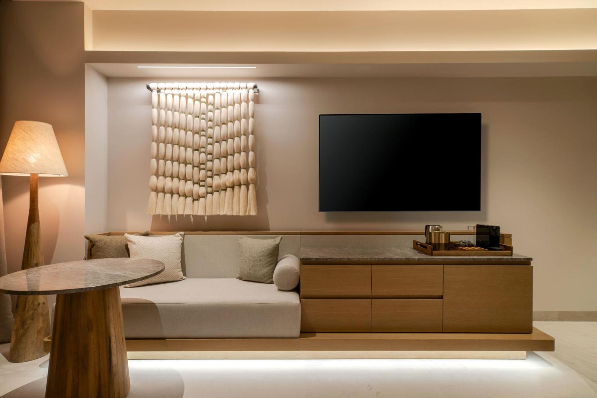 King Suite view to the marina